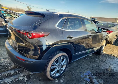 2022 Mazda Cx-30 Premium z USA, uszkodzony, nr VIN 3MVDMBDL3NM427696